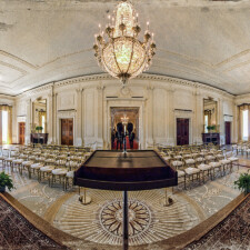 Panoramic images of the White House